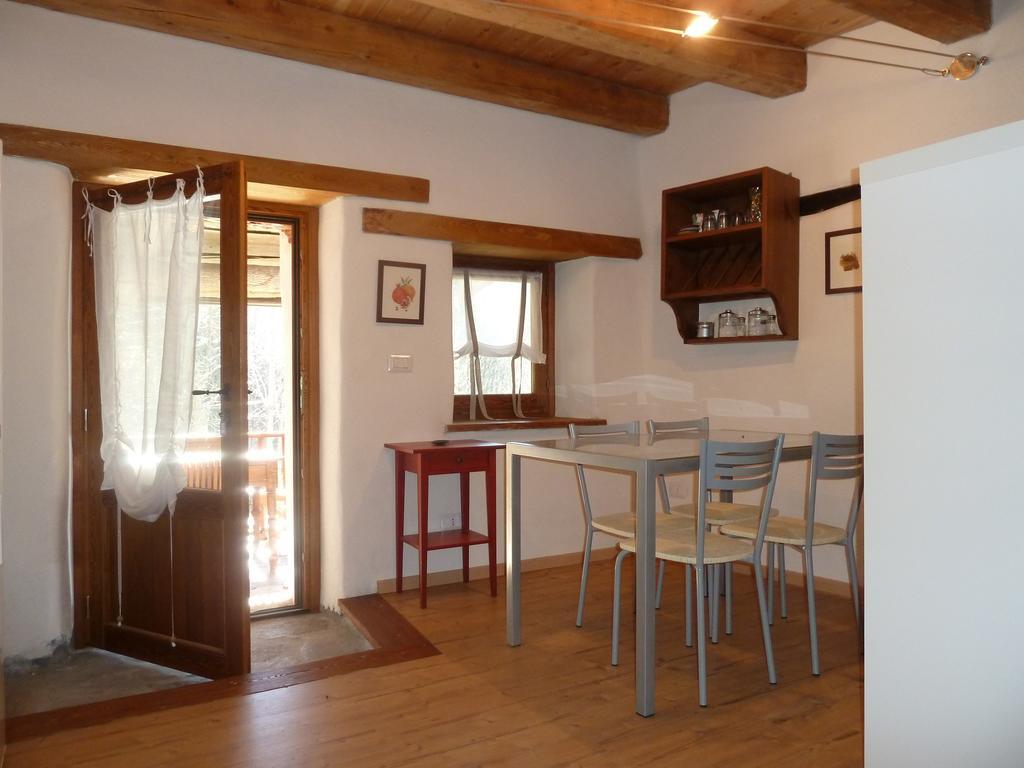 Locanda Codirosso Stroppo Esterno foto